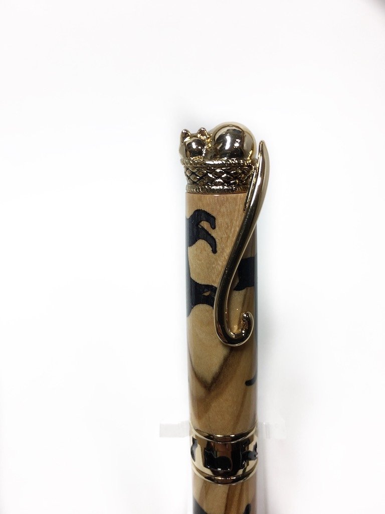 Cat inlay pen