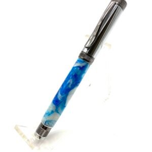 Magnetic Cap Pen Blue and White